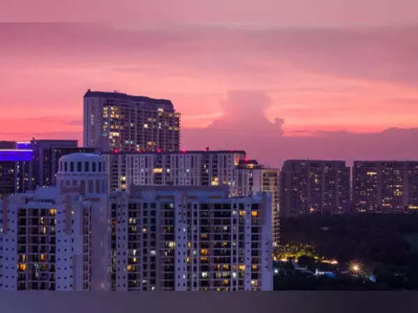 Mumbai records luxury housing sales worth Rs 12,300 cr in January-June 