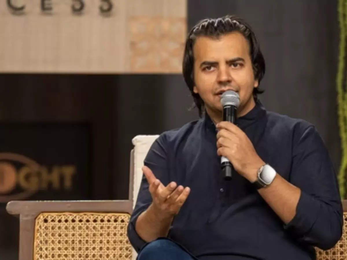 'Kurta is cool': Ola CEO Bhavish Aggarwal urges Indian entrepreneurs to wear Indian dress over western attire 