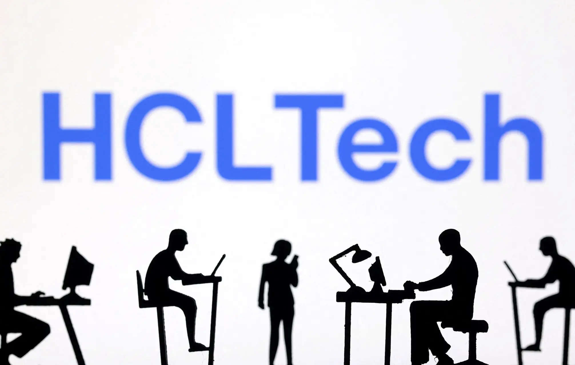 HCL Tech net profit up 6.8% QoQ at Rs 4,257 crore; surpasses estimates 