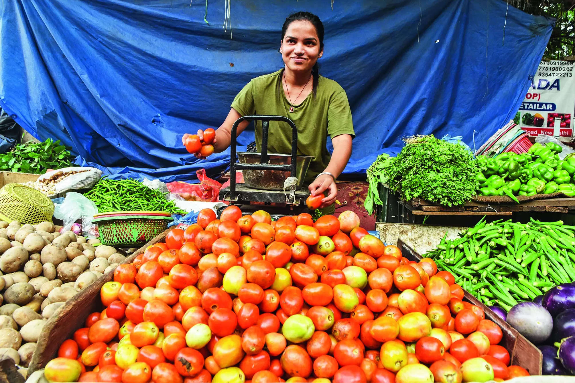 Tomato prices may ease in coming weeks on supplies from Andhra, Karnataka 