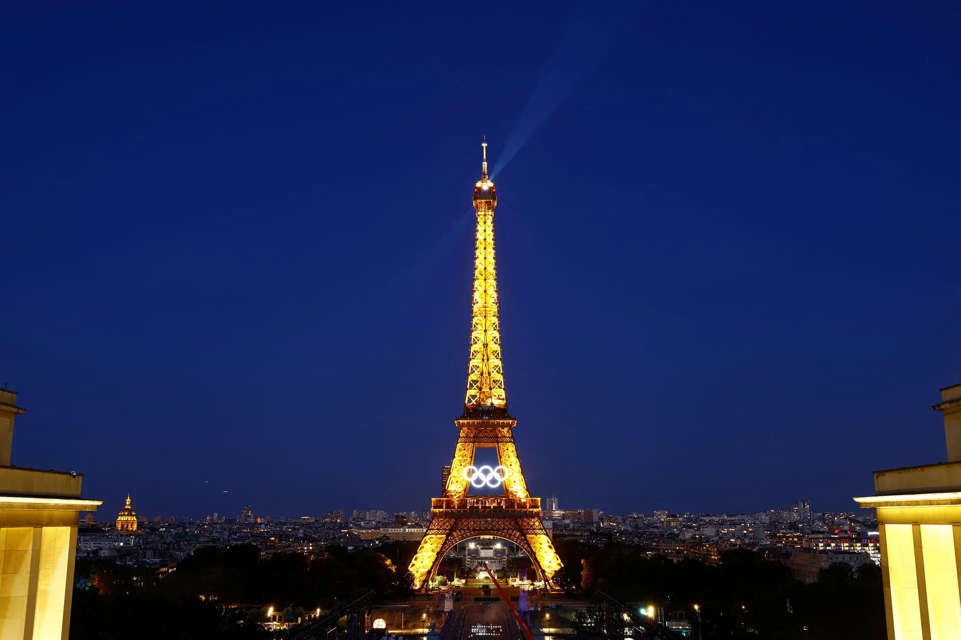 Paris landmarks double up as Olympic venues 