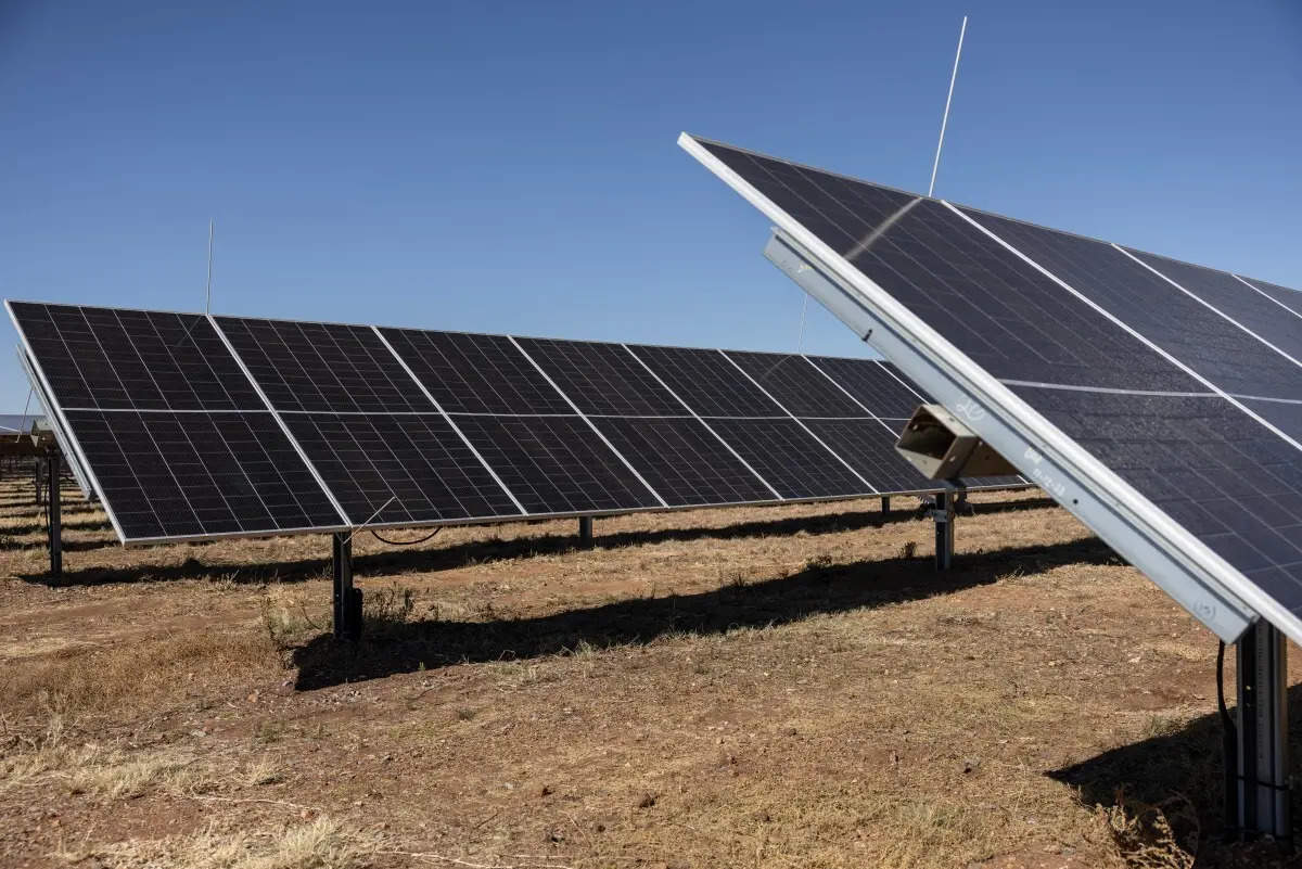 Corporate funding in solar sector globally dips 10 pc to USD 16.6 bn in Jan-Jun: Mercom 