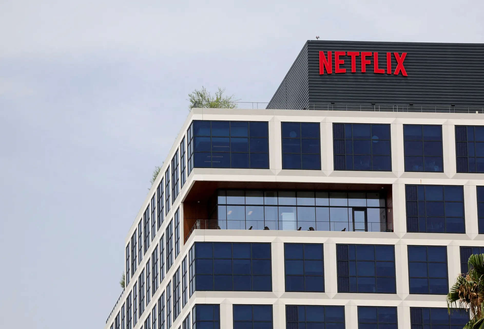 India among key drivers of Netflix's paid net subscriber additions, revenue percentage growth in Q2 