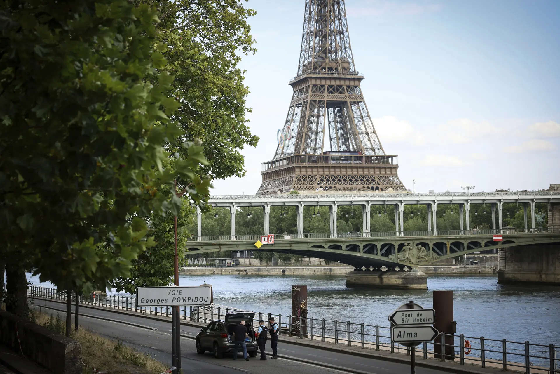 With AI, jets and police squadrons, Paris is securing the Olympics - and worrying critics 
