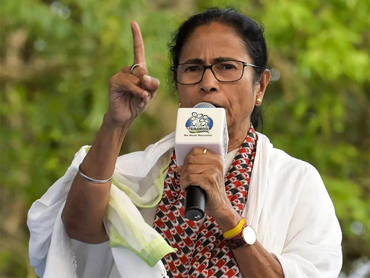 BJP-led govt at Centre would not last long: Mamata Banerjee 