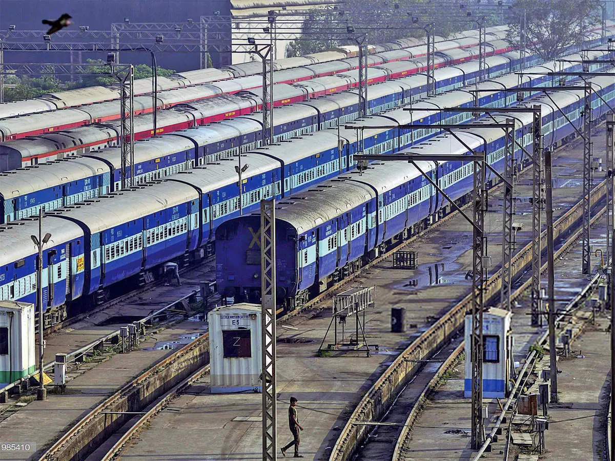 Rail passenger traffic up by 5.2 percent compared to previous year: Economic Survey 