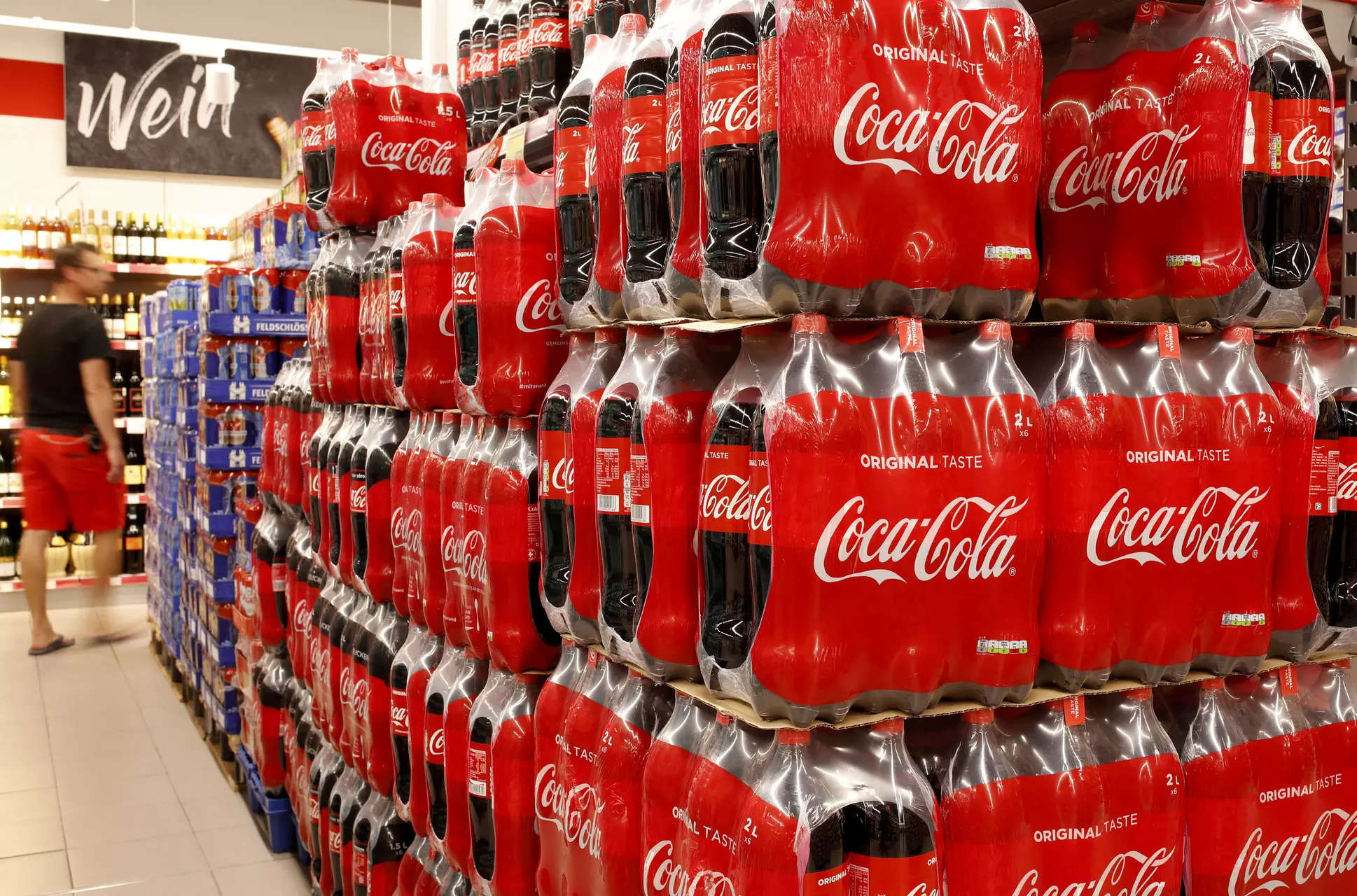 Coca-Cola raises annual sales, profit forecasts on steady demand 