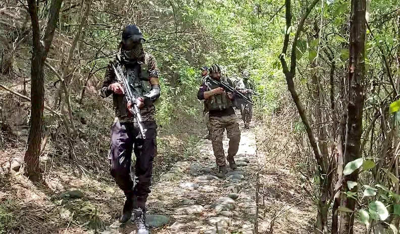Soldier killed; Army foils infiltration bid in Poonch 