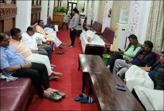 Demand for debate on MUDA scam: BJP holds night-long sit-in protest at Karnataka Assembly 