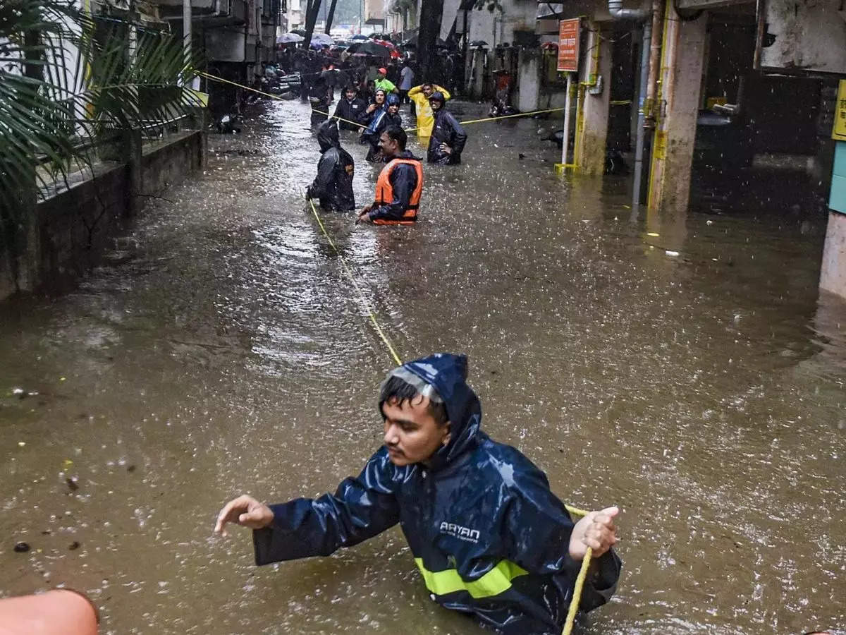 Heavy rains pound Pune, Mumbai: Several dead, flights cancelled, IMD issues red alert 