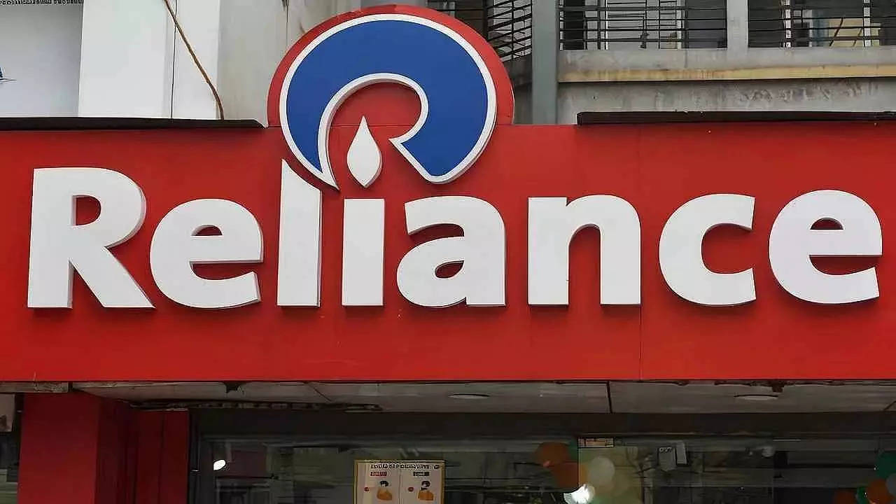 Reliance Retail's Swadesh stitches up pact with Falguni Shane 