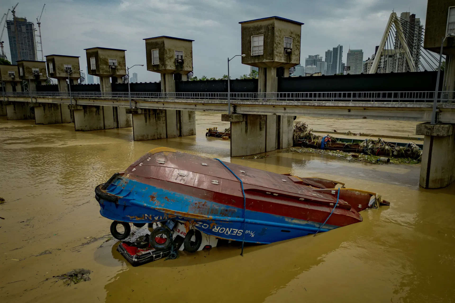 Remnants of Typhoon Gaemi trigger flash floods in northeast China 