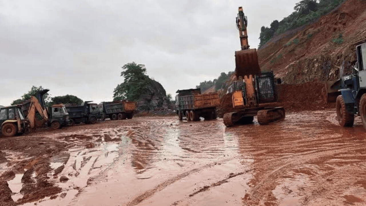 Kerala Landslide Live Updates: Death toll in Wayanad landslides rises to eight; PM Modi, Rahul Gandhi tweets 
