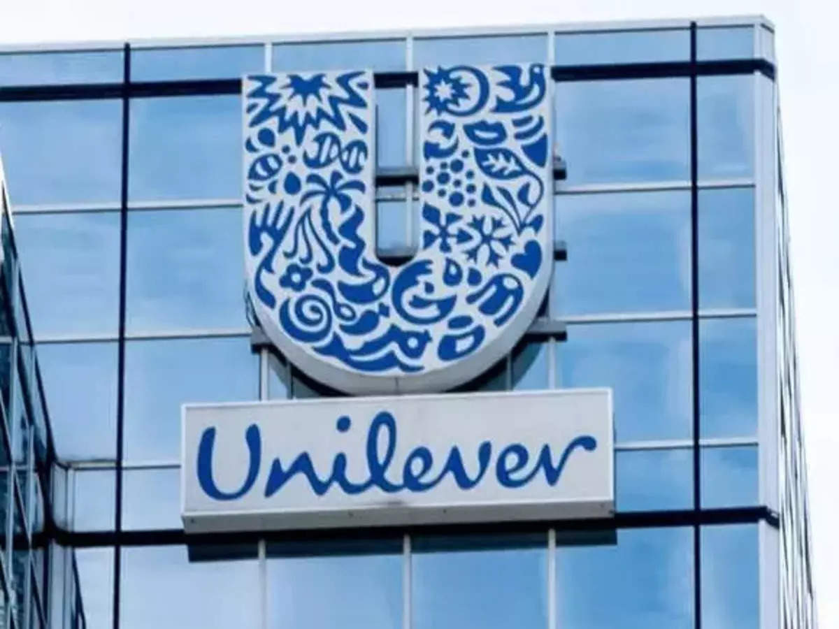 Unilever draws up new metrics to reward directors 