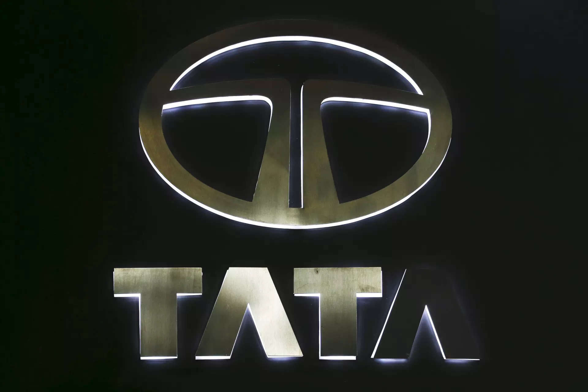 Tata Motors expects improved domestic sales during festive season but  muted global demand 
