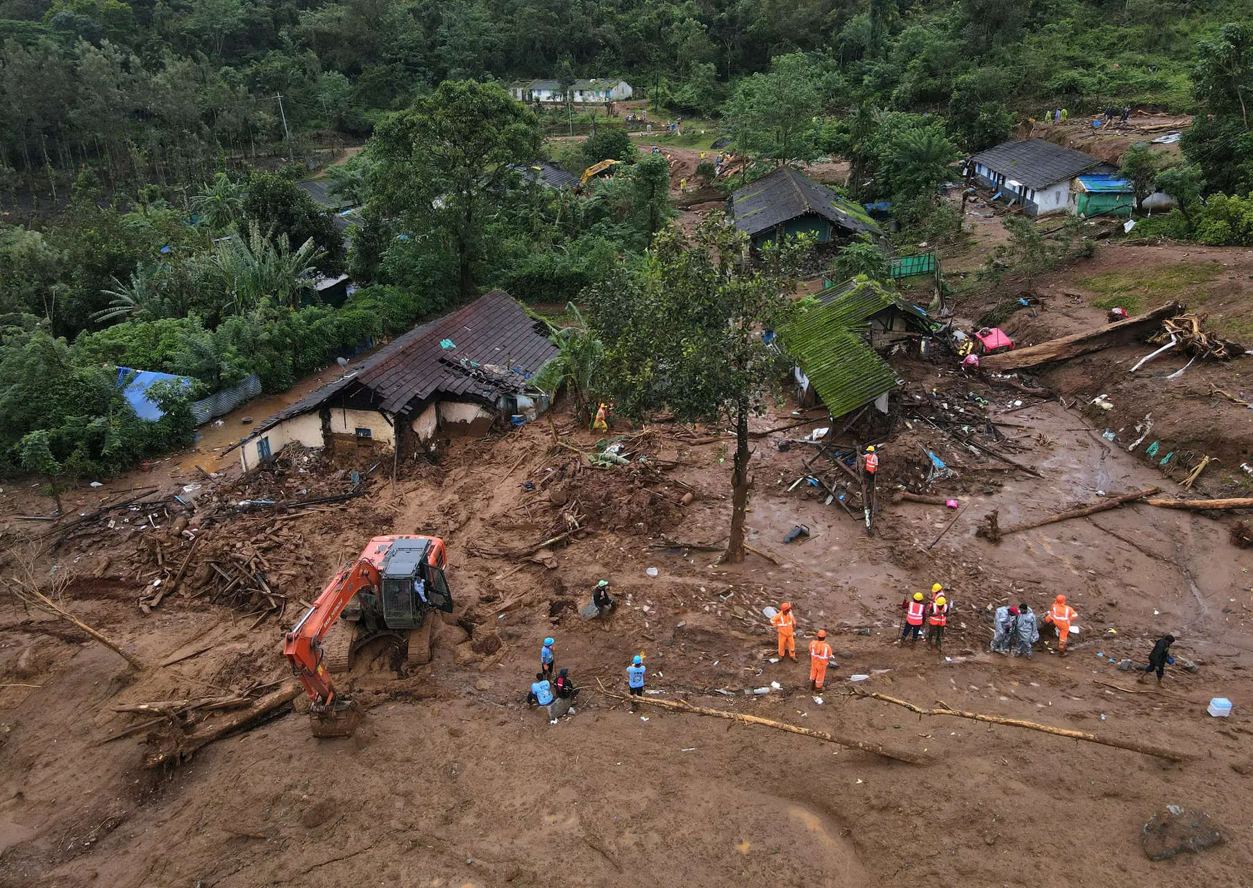 Wayanad landslide rescue mission a massive one, says Kerala CM Pinarayi Vijayan 