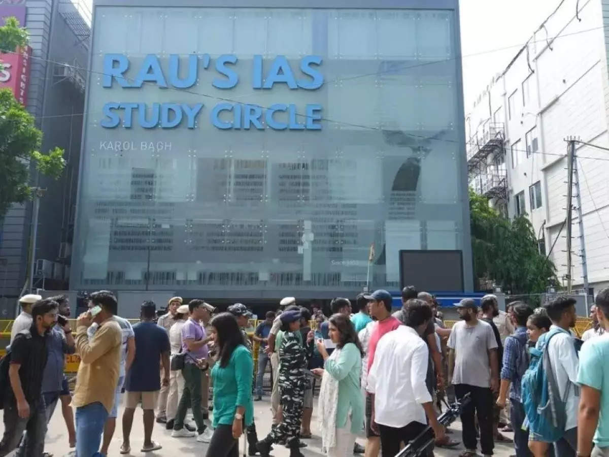 Four coaching institutes offer Rs 10 lakh each to kin of three dead IAS aspirants, free classes to others 