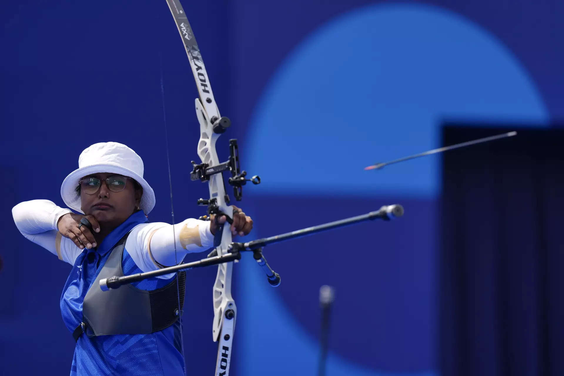 Deepika Kumari reaches women's individual archery quarterfinals; Bhajan Kaur eliminated 