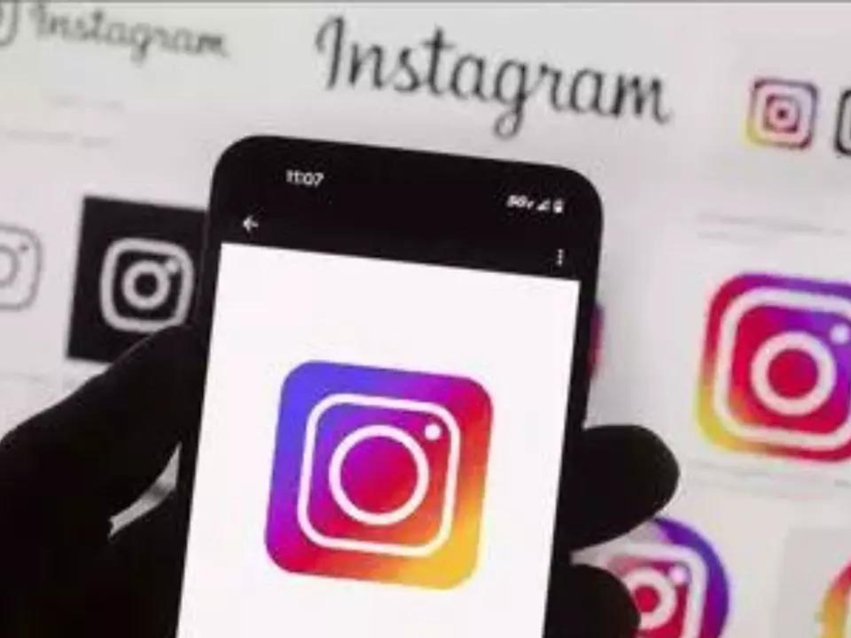 Turkey to meet Instagram officials after access ban 