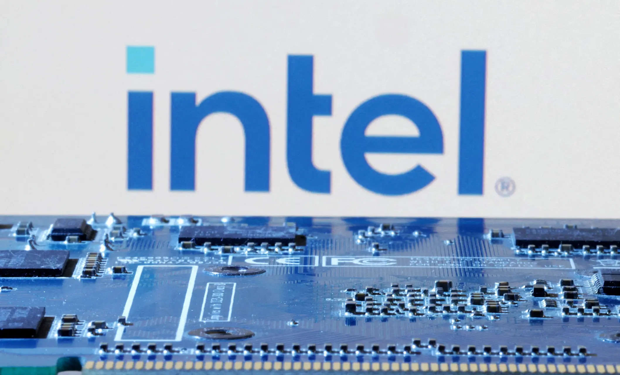 How chip giant Intel spurned OpenAI and fell behind the times 