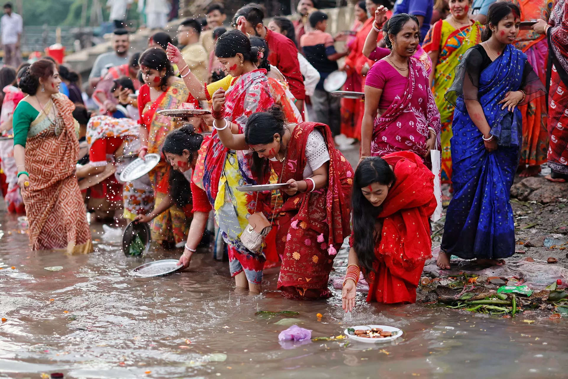 Bangladesh Army-administration remain silent even as Hindus are persecuted 