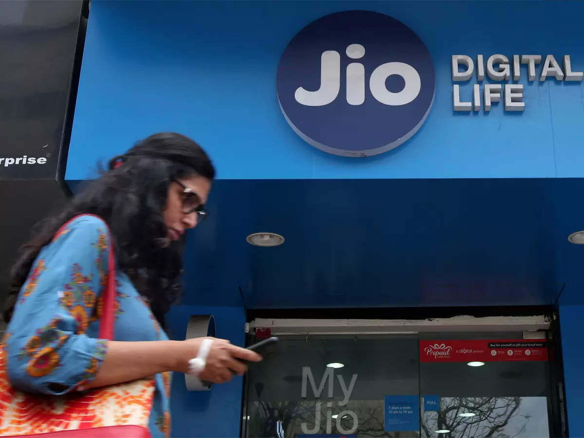 Jio's share of data traffic in India rose to about 60% in FY24: RIL annual report 