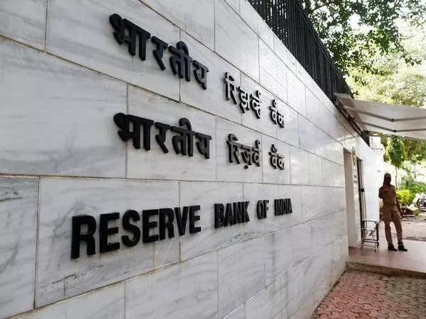 RBI shortens frequency of credit reporting to 15 days 