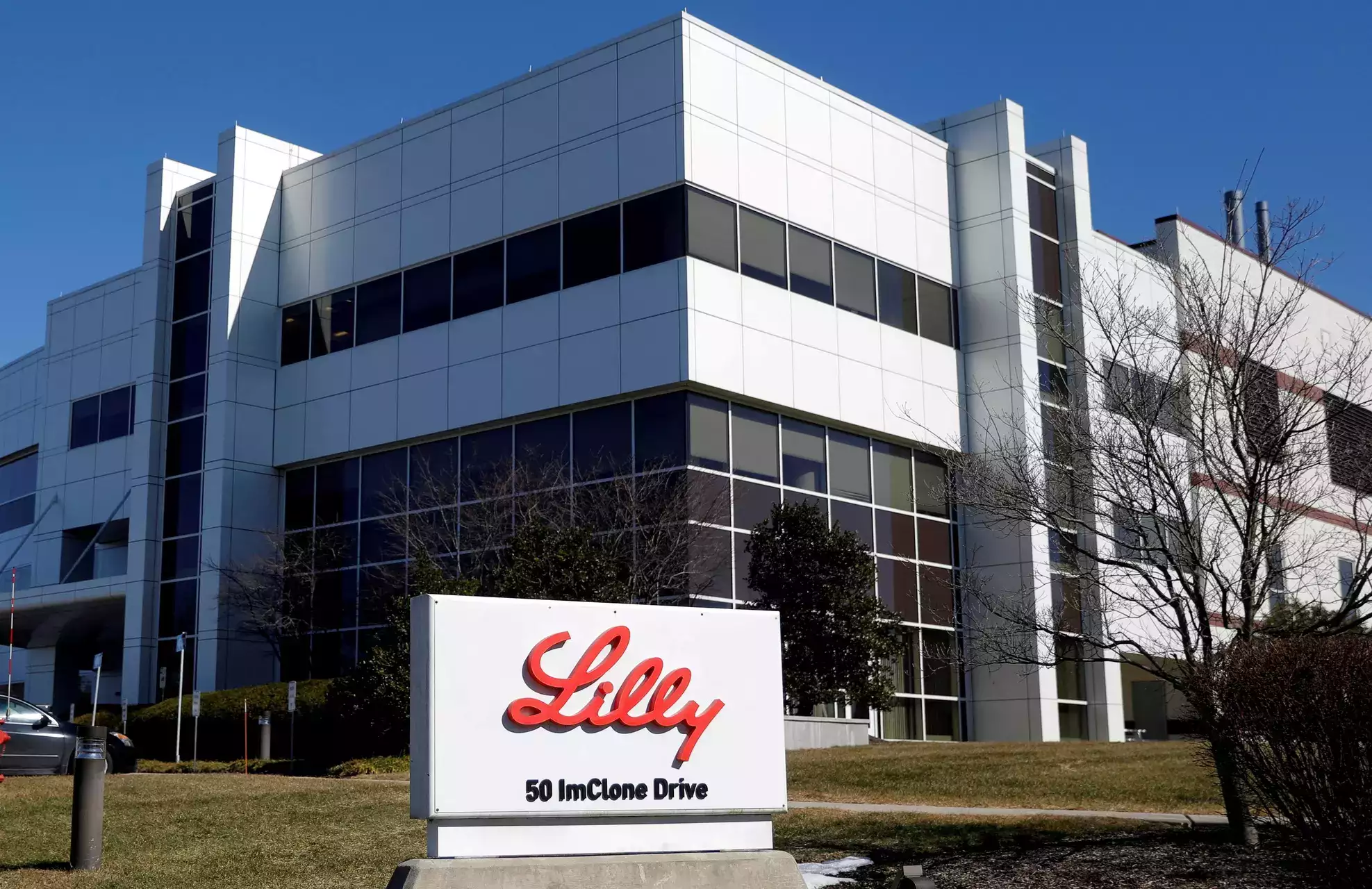 Lilly lifts sales forecast by $3 billion as weight-loss drug powers results 