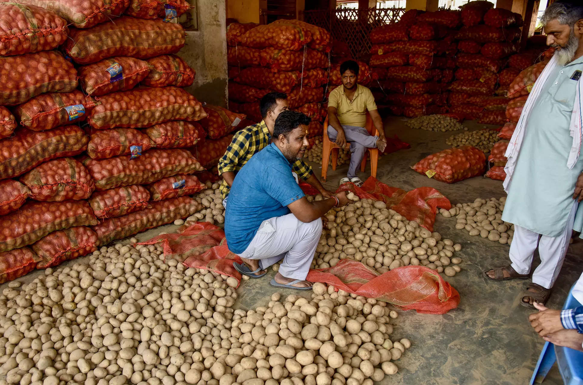 NAFED working with Assam Government to improve supply of potatoes, onion 