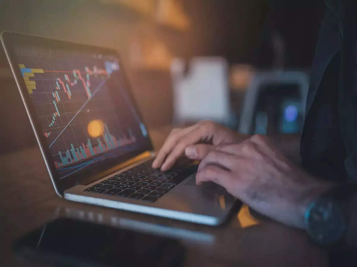 As the Indian economy grows, a new definition of stocks is required? 8 stocks from 2 sectors with upside potential  up to 31% 