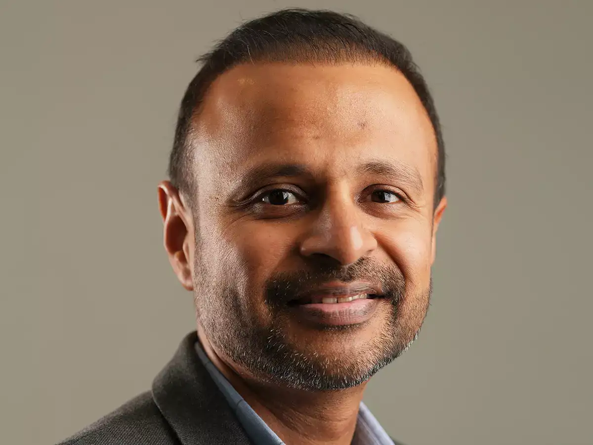 Going beyond centralized exchange and exploring the Decentralised world of finance