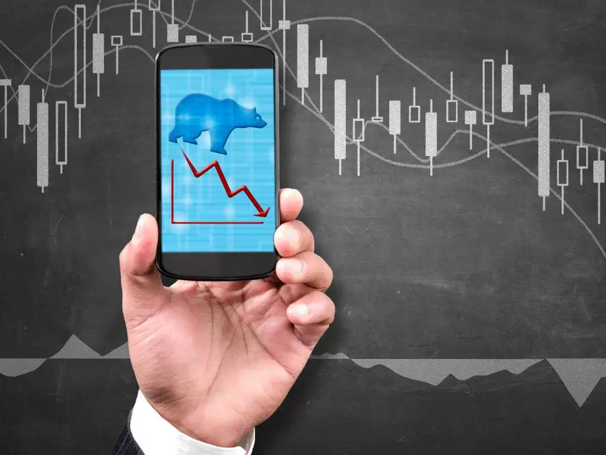 Top 5 equity large- and mid-cap funds with up to 32.65% returns in 5 years, as of April 2, 2025