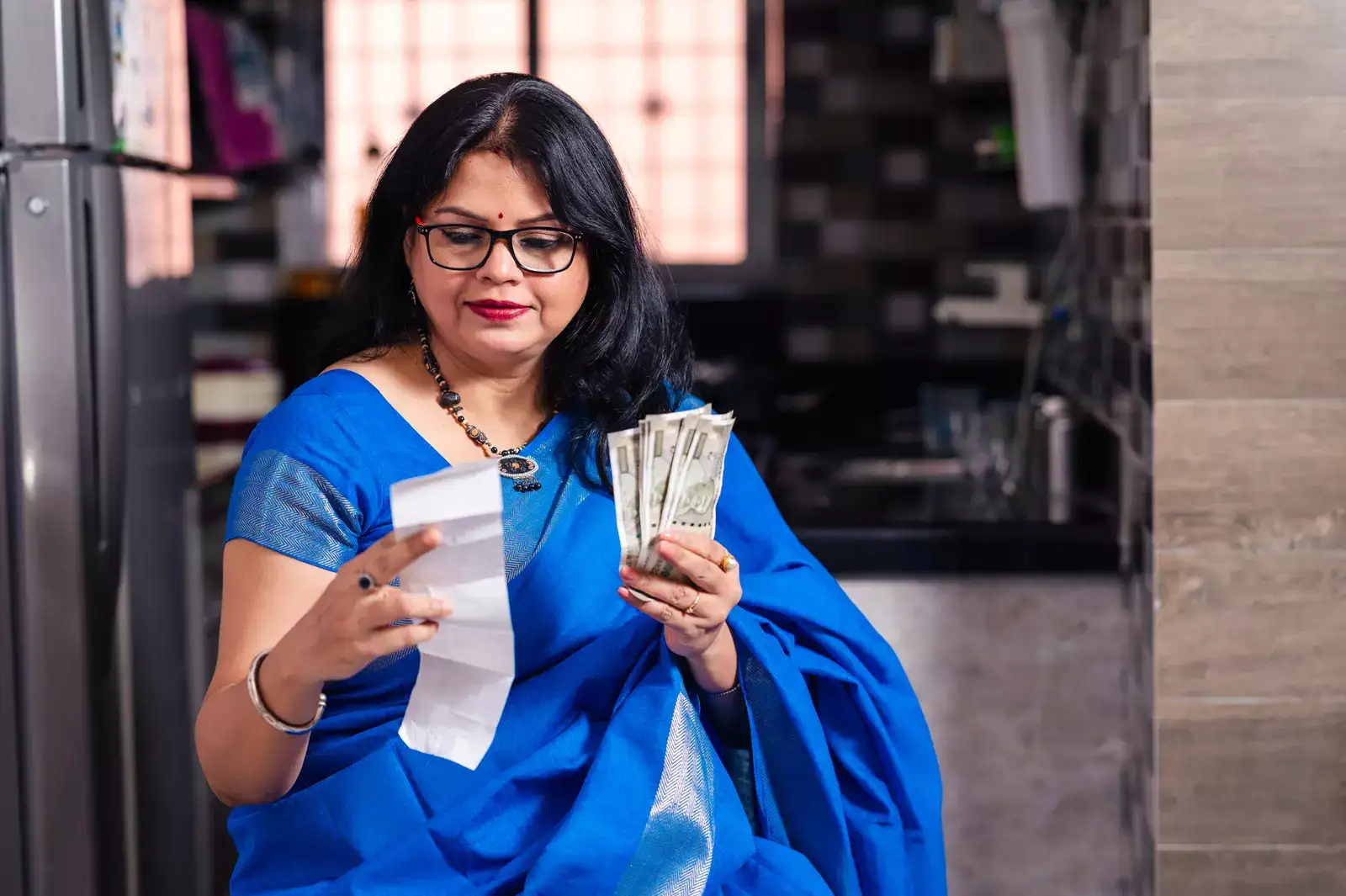 Experiment to addiction: How the occasional fancy purchases can quickly turn into habit, pushing you to the brink of financial crisis