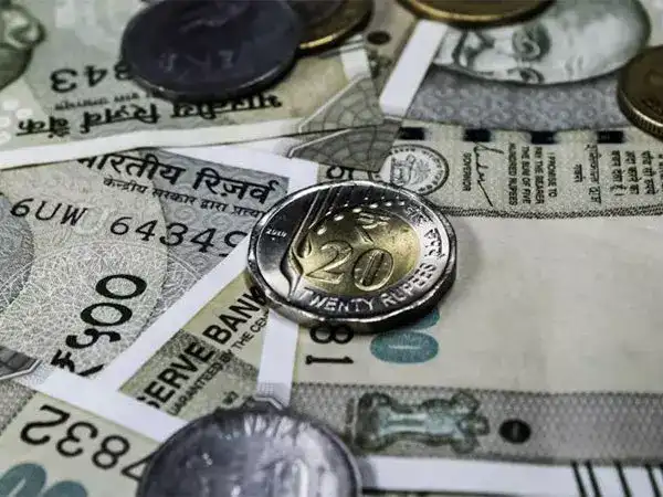 India's foreign debt jumps 10% to $736.3 bn; external debt-to-GDP also rises