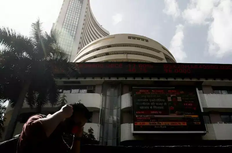Sensex  falls! But these  stocks rallied over 15% on BSE in today's trade 