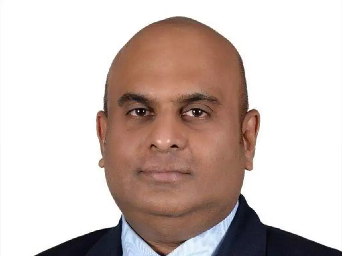 SBI well-positioned post QIP; 20–30% upside likely: Chakri Lokapriya 