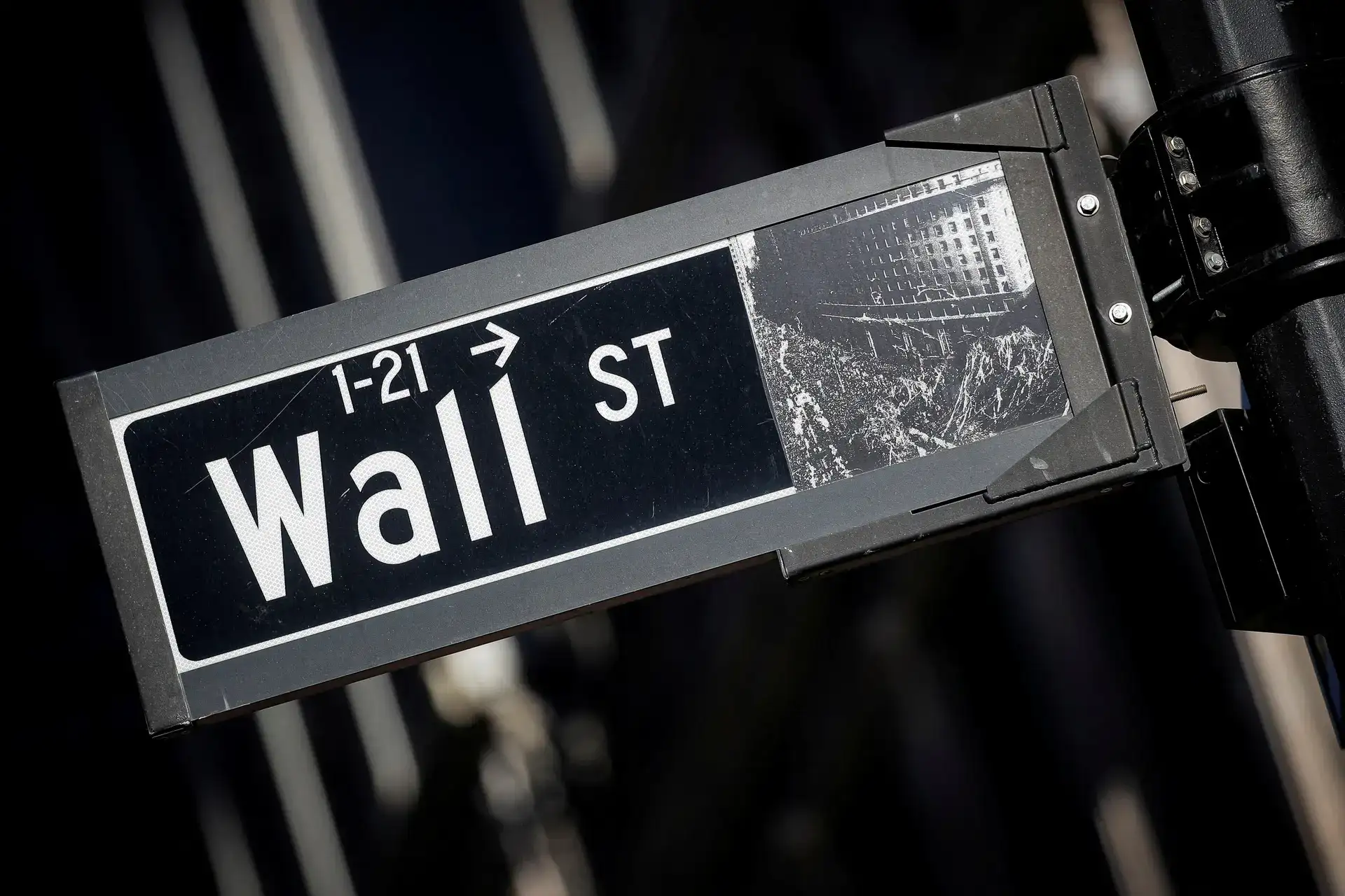 S&amp;amp;P 500, Nasdaq open higher; Dow falls as UnitedHealth, IBM, Honeywell weigh 