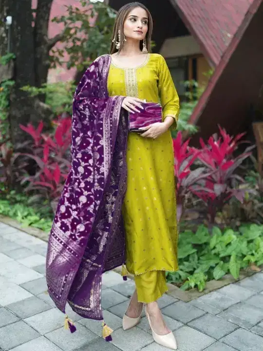 Image for Libas-EthnicMotifsWovenDesignRegularKurtawithTrousers%26Dupatta