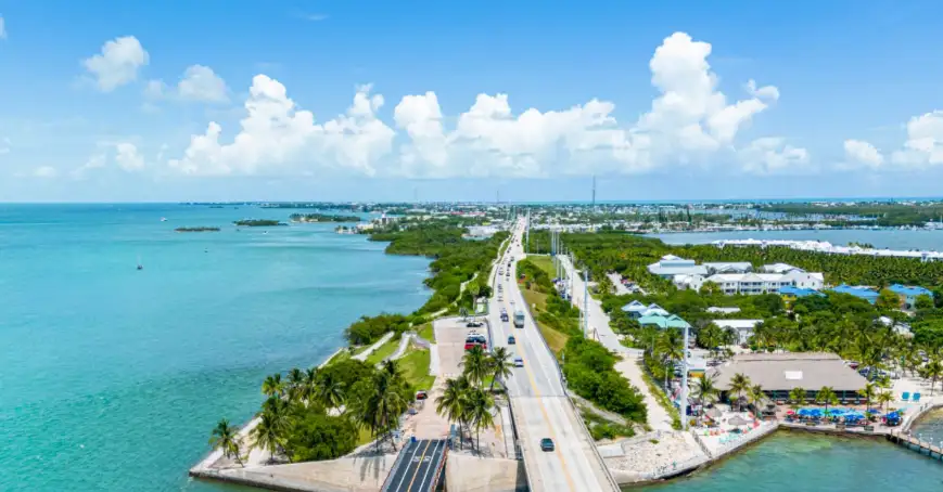 general Aerial view of the island Marathon Key and the Seven Mile Bridge and the Overseas Highway at the Florida Keys
