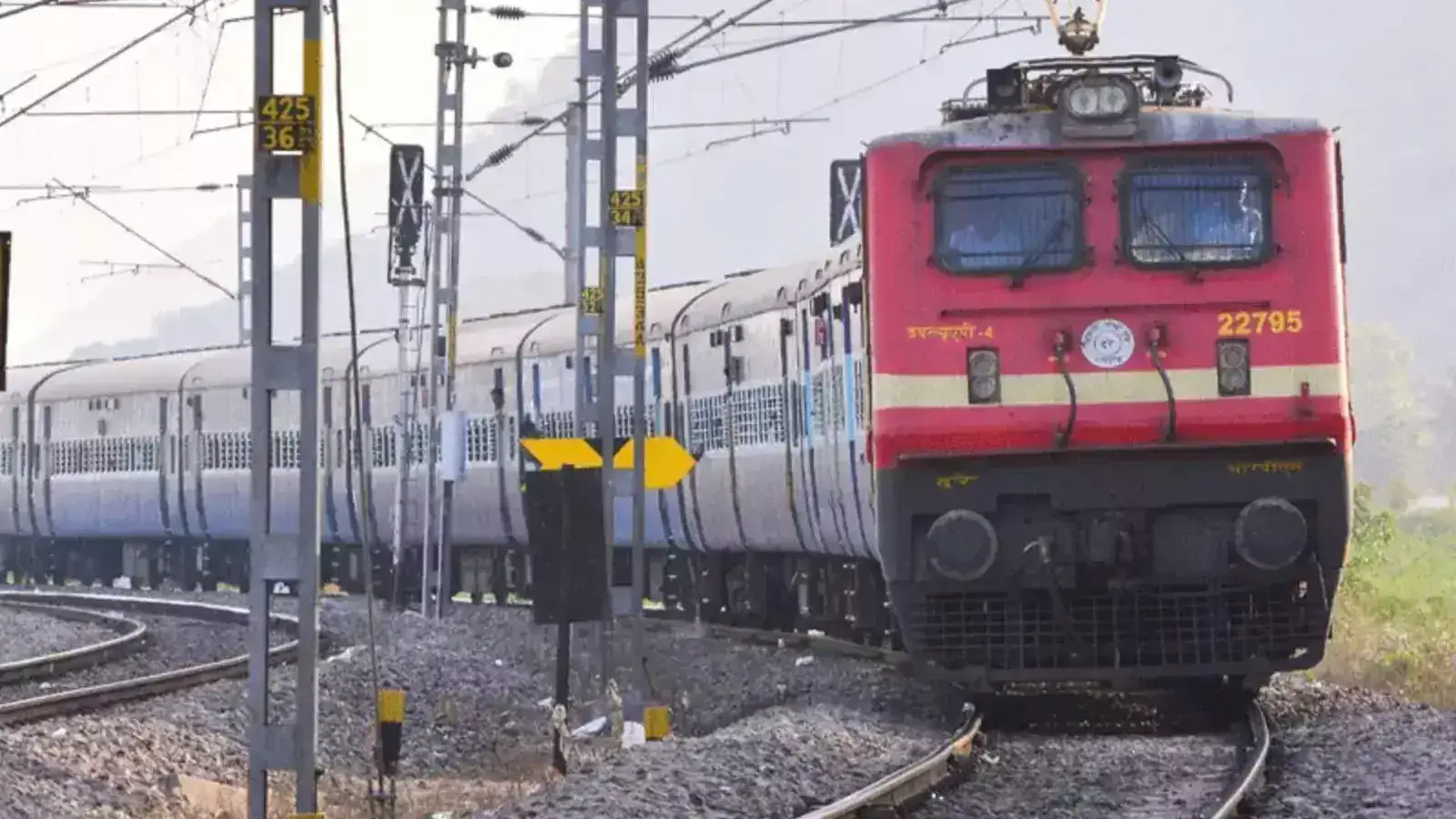 RVNL Q1 Results: Cons PAT slumps 40% YoY; revenue, income see marginal dip 