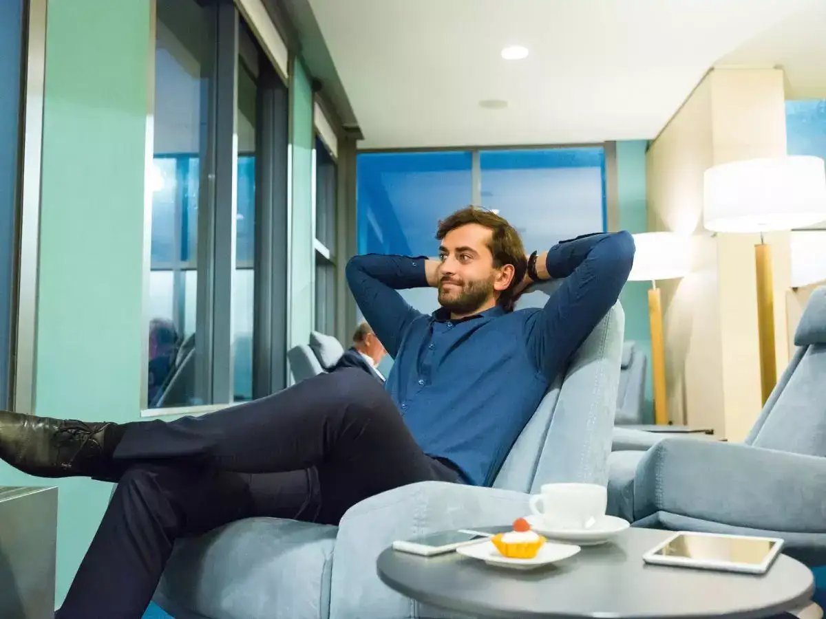 How to check if your credit card offers domestic and international lounge access?