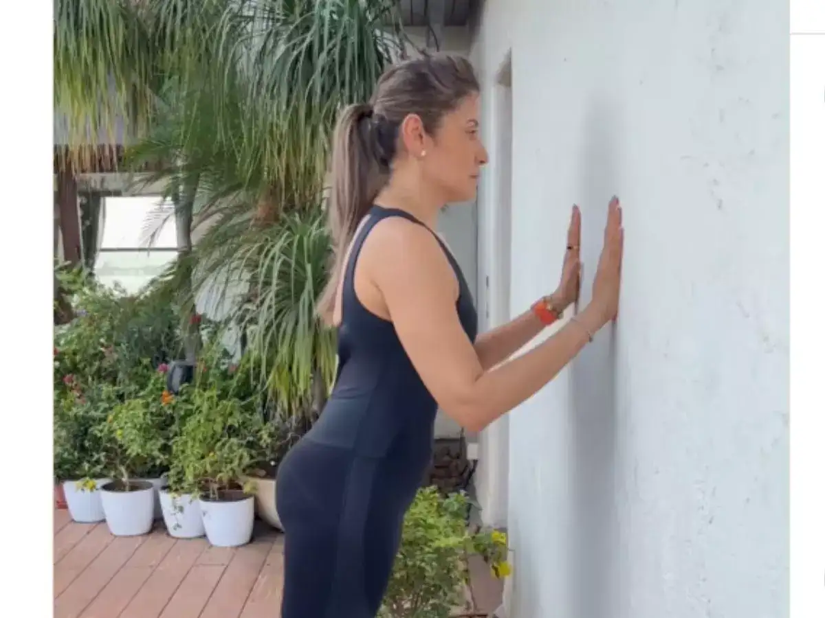 Step 2: Wall push-up