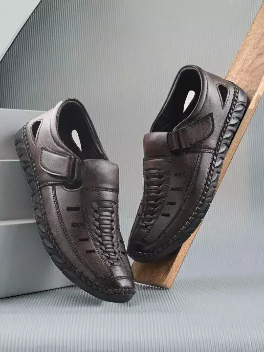 Image for Roadster-TheLifestyleCo.MenTexturedShoe-StyleSandals