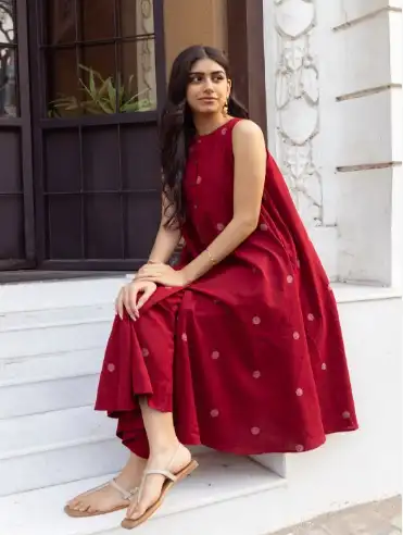 Image for GoSriKiWomenPrintedRegularKurtawithPalazzos
