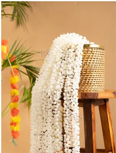 Image for BSAMORWhiteMograArtificialGarlandFlowersandPlants