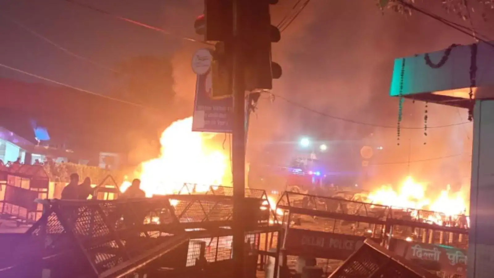 High alert across country as explosion rips through heart of Delhi