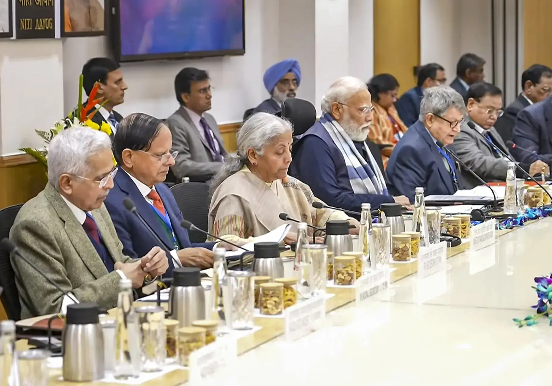PM Modi meets economists, sector experts ahead of Union Budget 2026-27, calls for mission-mode reforms across sectors