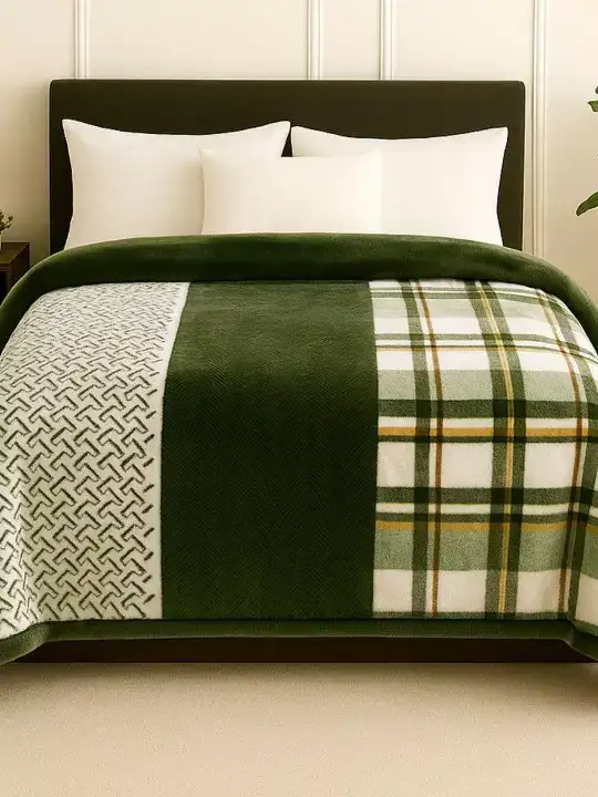 Image for BSBhome-Green%26WhiteHeavyWinterDoubleBedBlanket
