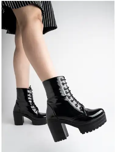 Image for ShoetopiaWomenBlockHeeledChunkyBoots