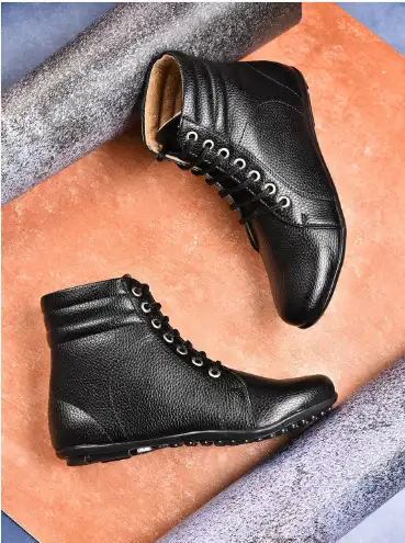 Image for VALIOSAAWomenBlackTexturedRegularBoots